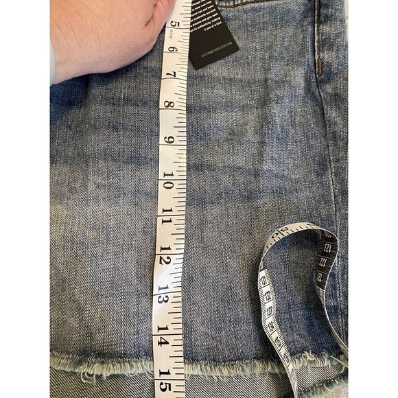 KUT From the Kloth Gidget Frey Shorts Plus Size 24w NWT - Picture 8 of 8
